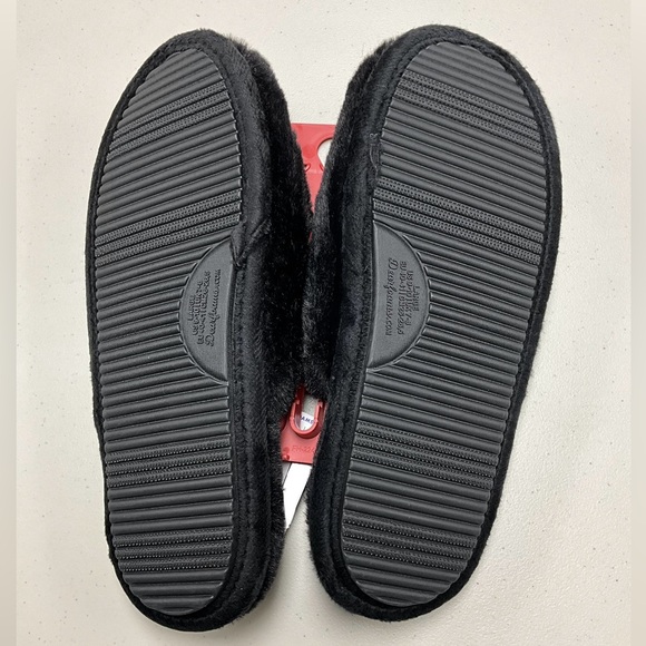 Dluxe by Dearfoams Ladies Memory Foam Black Slippers - Picture 3 of 5